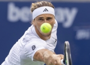 开云体育-包含世界网球队血洗美国网球队，兹维列夫统治全场的词条