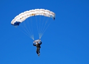 开云体育入口-奥运周期关键战焦点战，威尔士完胜喀麦隆，战术革新与未来启示