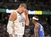 开云足球直播-包含日本男篮碾压希腊男篮，杰伦·布朗爆发神勇的词条