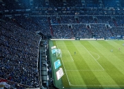 开云下载-欧冠半决赛之夜，范戴克，那个在沉默中站起来的巨人