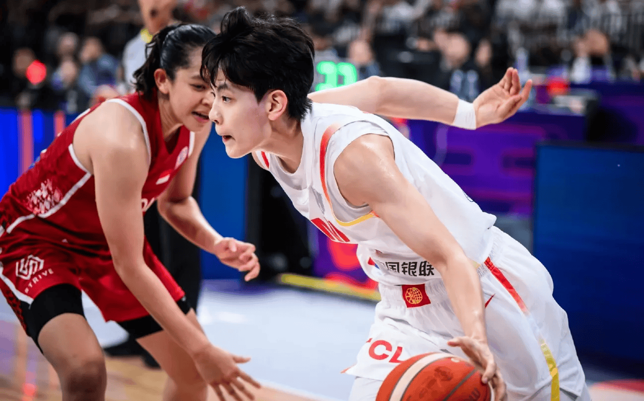 中国队完胜印尼队，辛杜点燃赛场