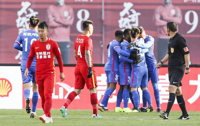 富德客场惊险战胜权健，保级形势乐观