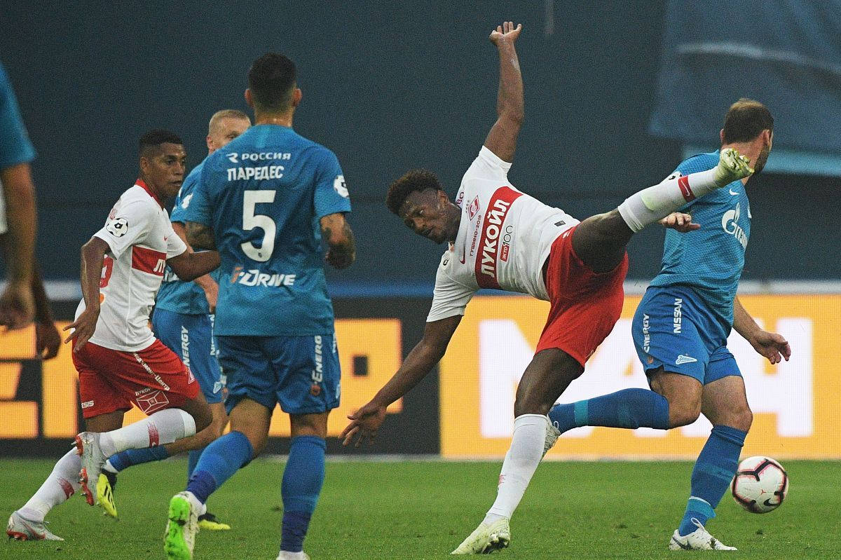 包含塞维利亚平局，联赛形势不明朗的词条