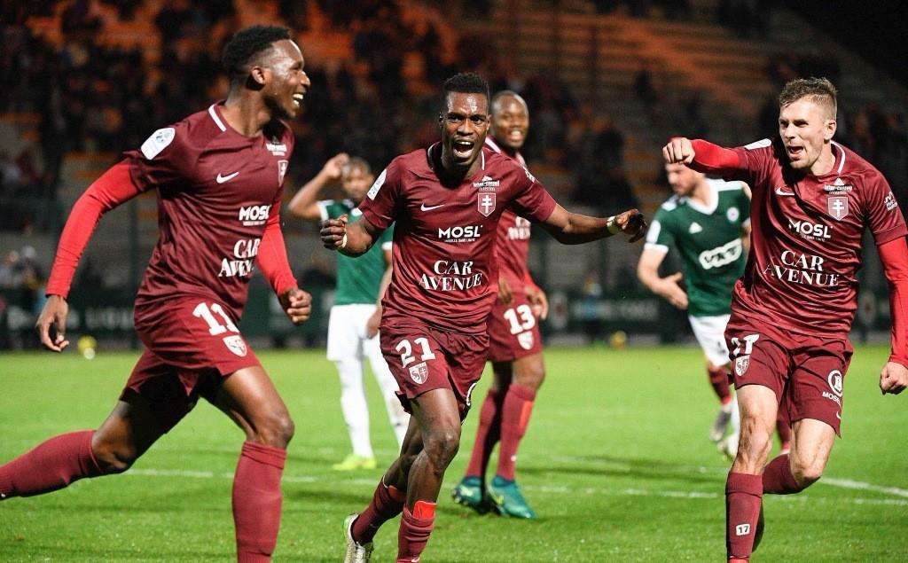 梅斯球员意外伤愈重返训练场迎接挑战的简单介绍