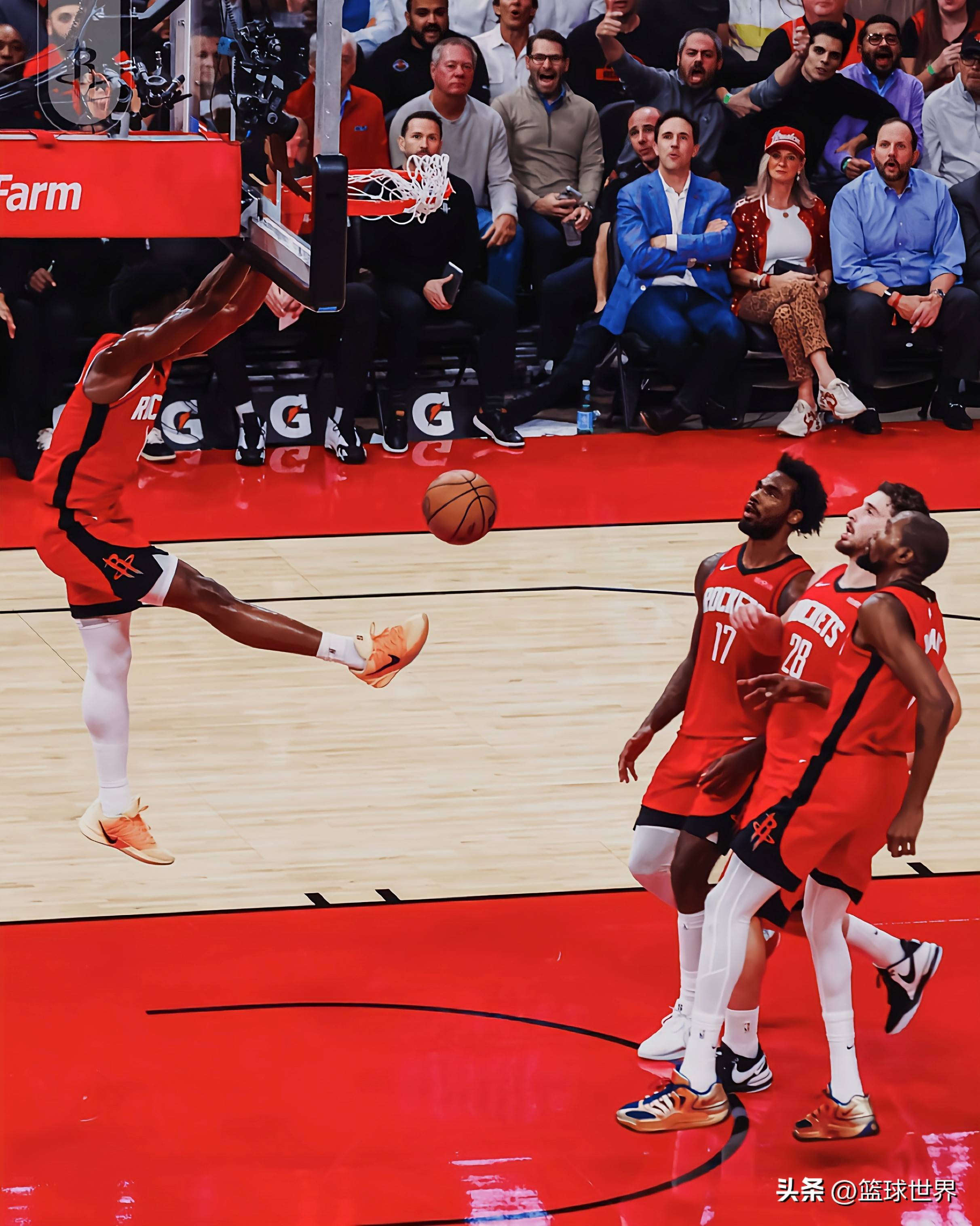 篮网战胜独行侠取得连胜，杜兰特表现神勇