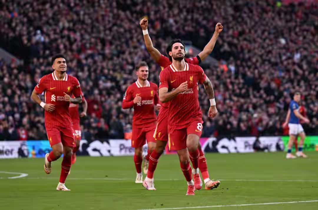 关于英格兰队发挥失常，遭遇三连败局势堪忧的信息