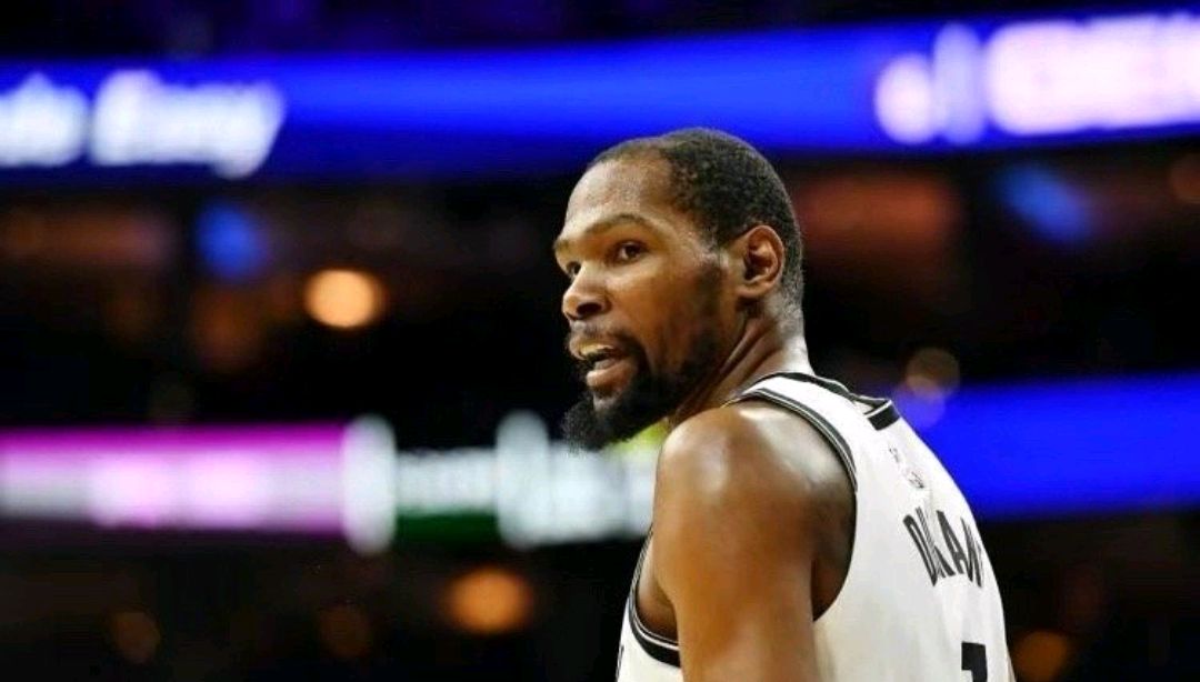 关于篮网惨败老鹰，杜兰特缺阵影响明显的信息