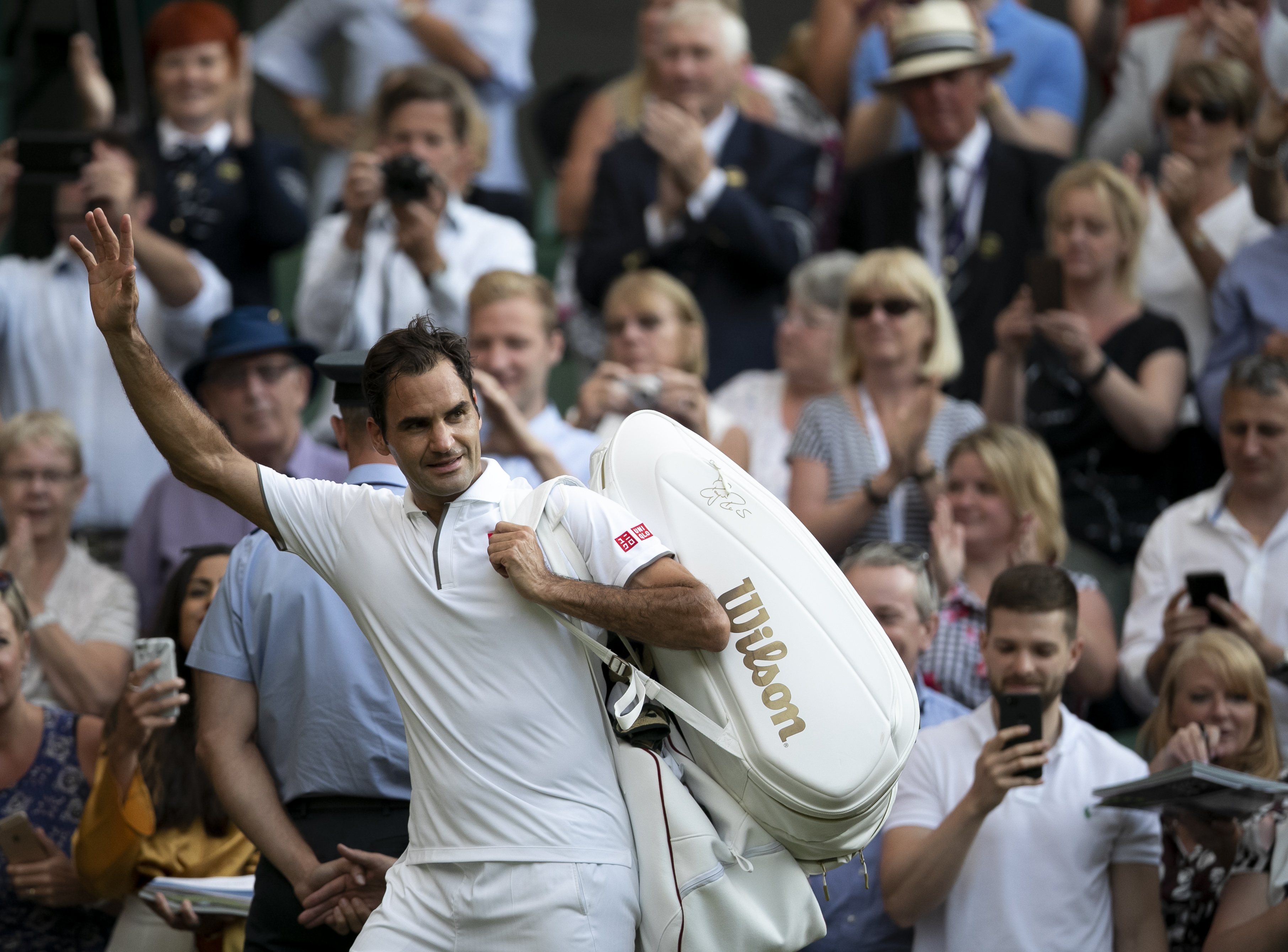 关于德国网球队血洗世界网球队，费德勒制霸全场的信息