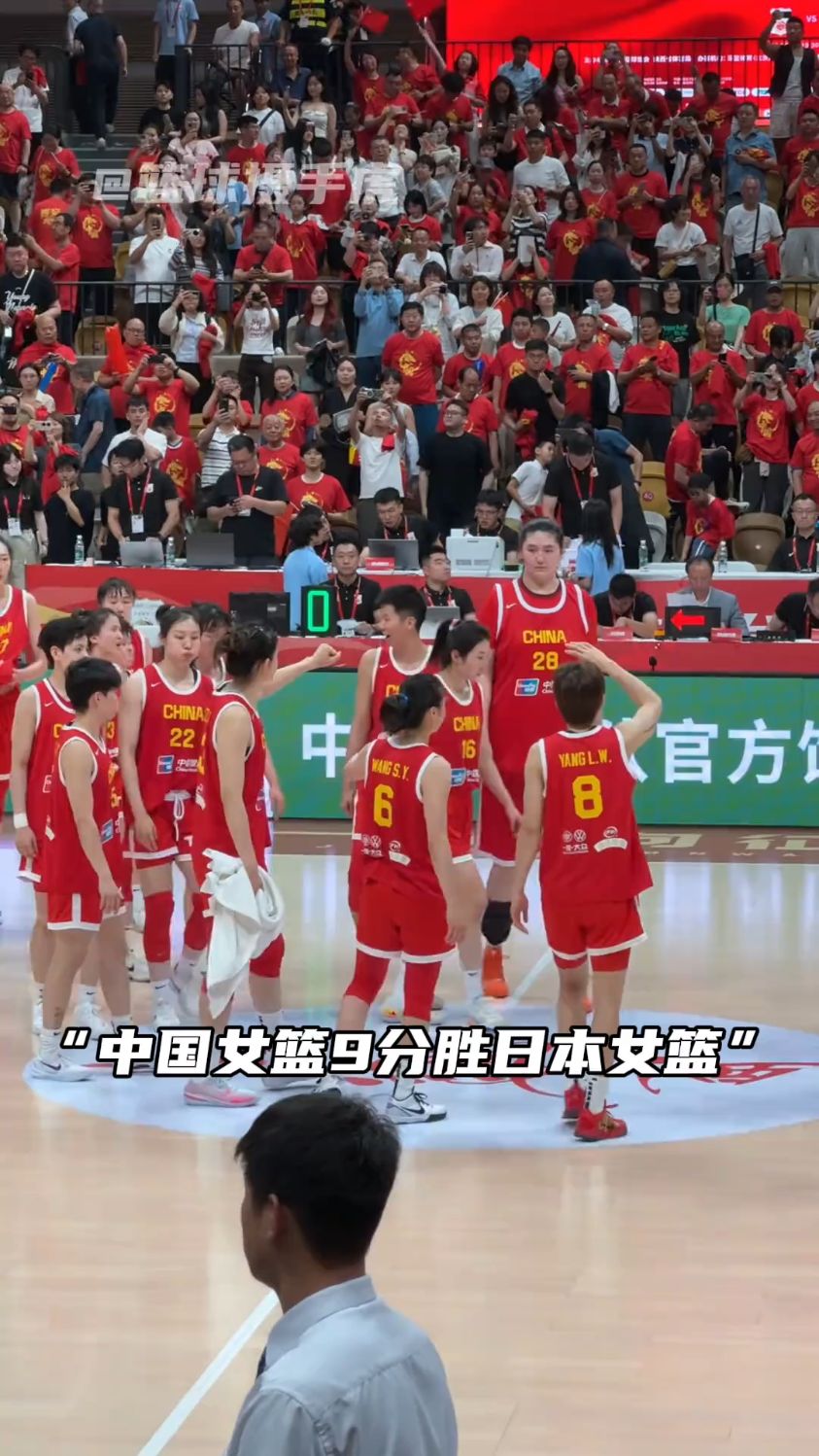 中国队碾压日本队,桃田贤斗带队取胜 中国队碾压日本队,桃田贤斗带队取胜