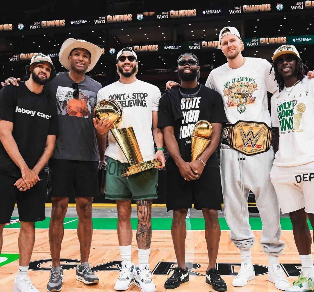 塞尔维亚男篮完胜凯尔特人,加里纳利三分雨点燃全场的简单介绍 塞尔维亚男篮完胜凯尔特人,加里纳利三分雨点燃全场的简单介绍