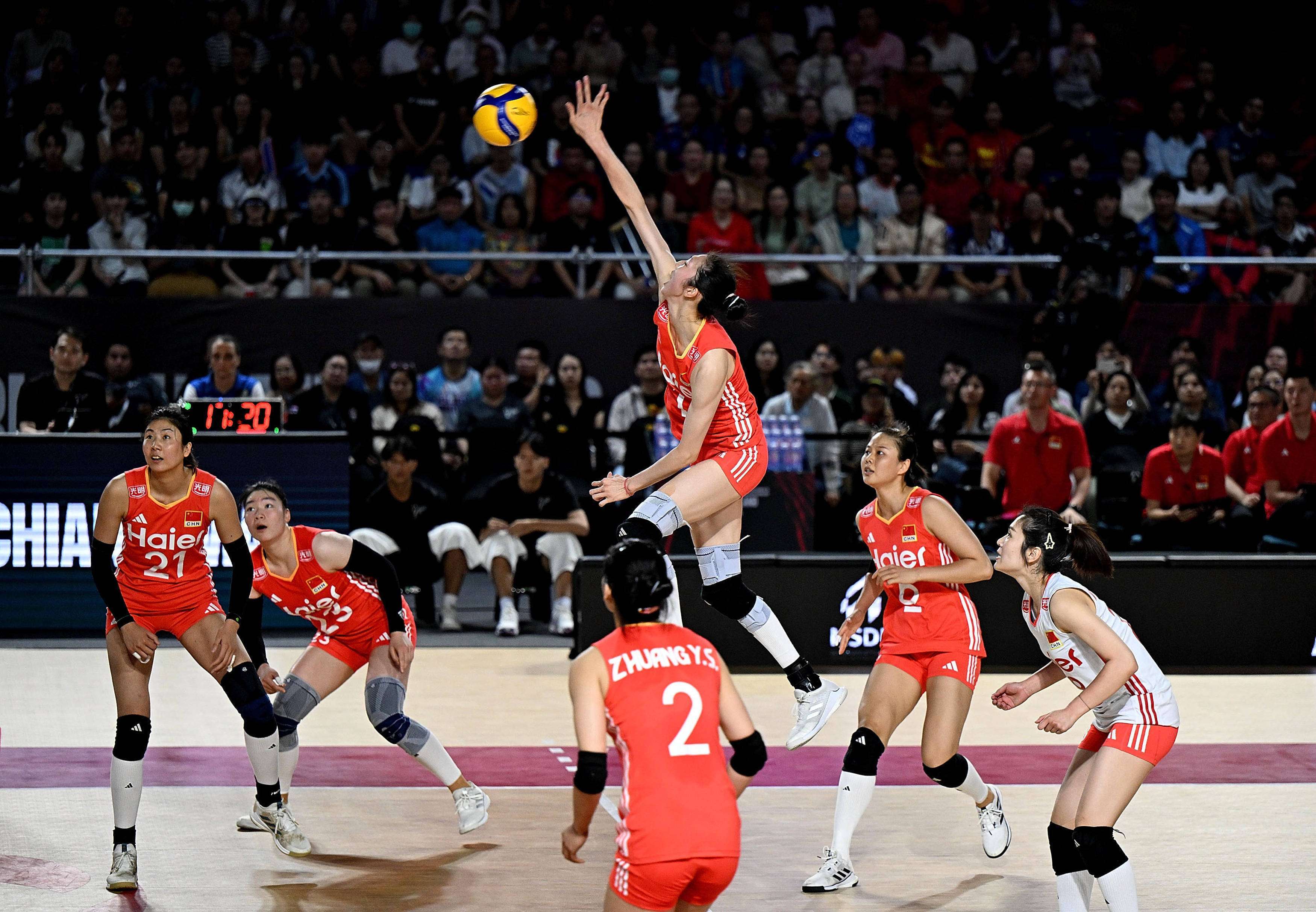 包含中国队险胜法国队，桃田贤斗点燃赛场的词条