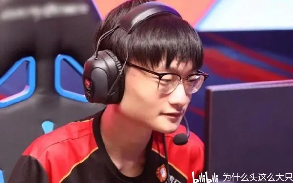 JDG血洗WBG，Uzi送出助攻的简单介绍