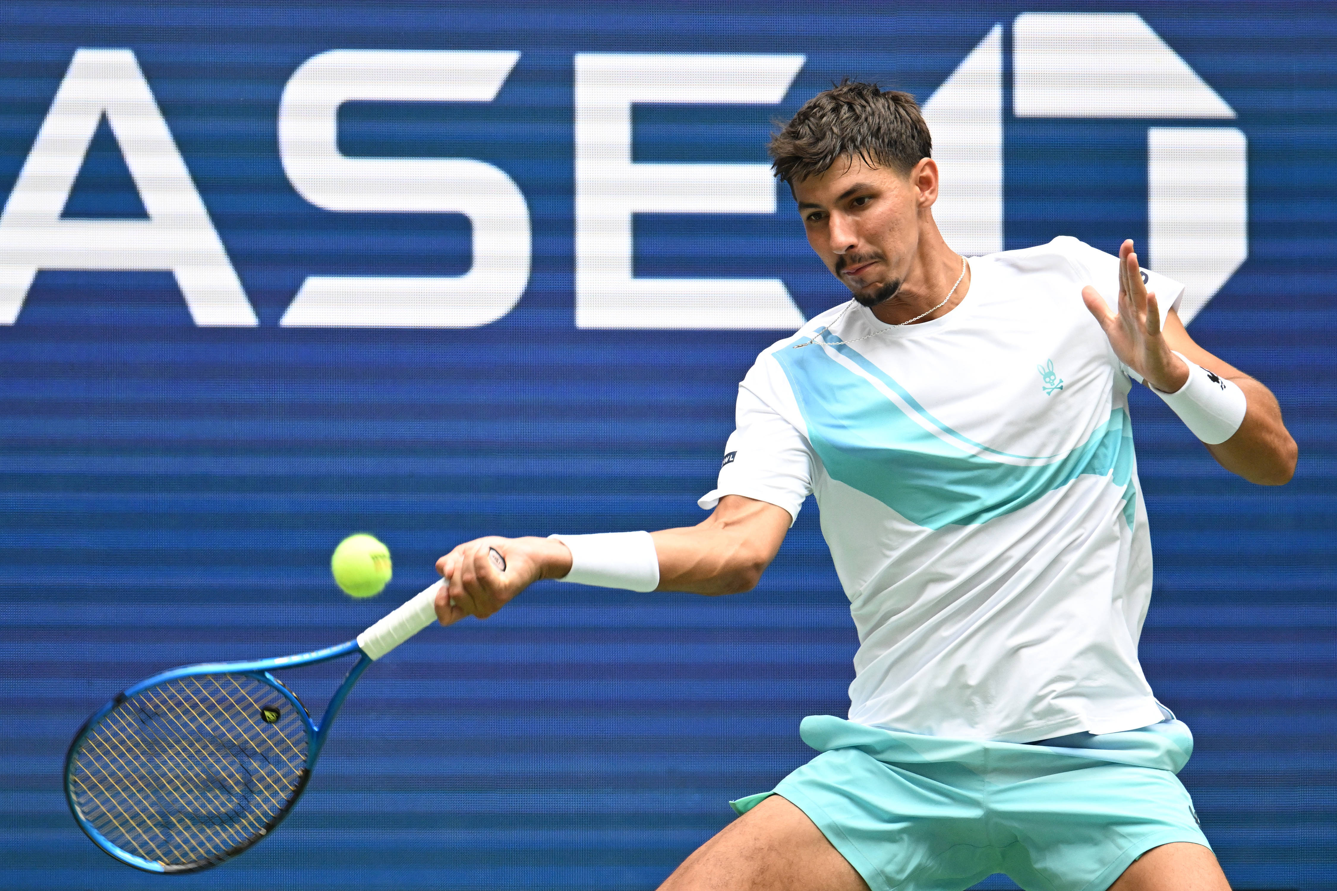 美网轻取澳网，辛纳统治全场