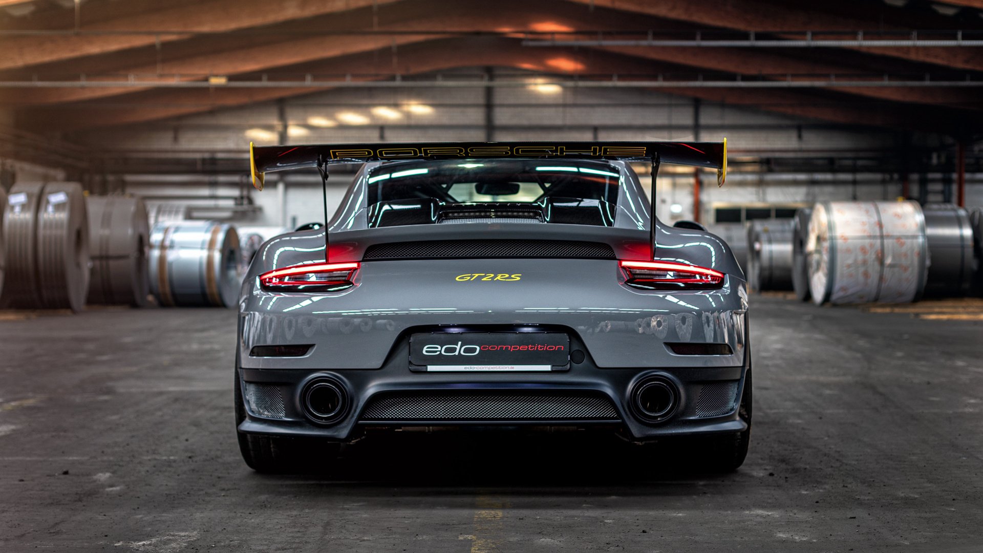 意式铁壁对撞英伦风暴，拉齐奥东决关键战击溃利物浦，战术革命颠覆欧冠格局