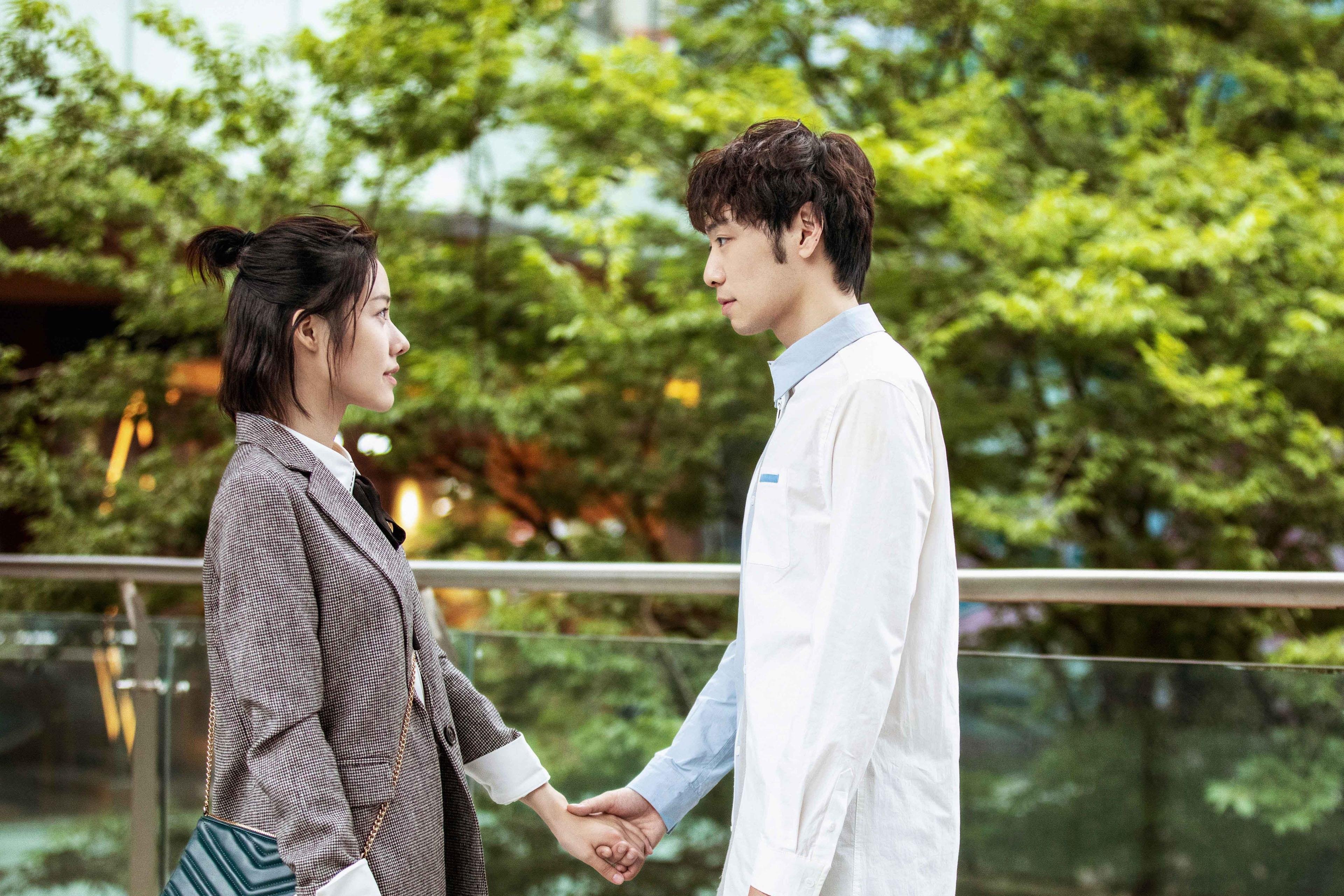 绿茵与赛道,库尔图瓦的加时赛与墨西哥的绝杀启示