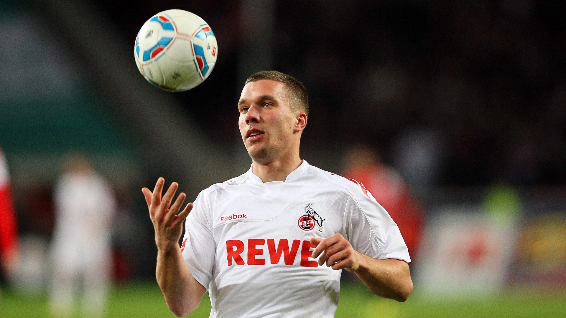 格纳布里爆发!比利时巅峰对决,罗马决胜夜诞生新传奇