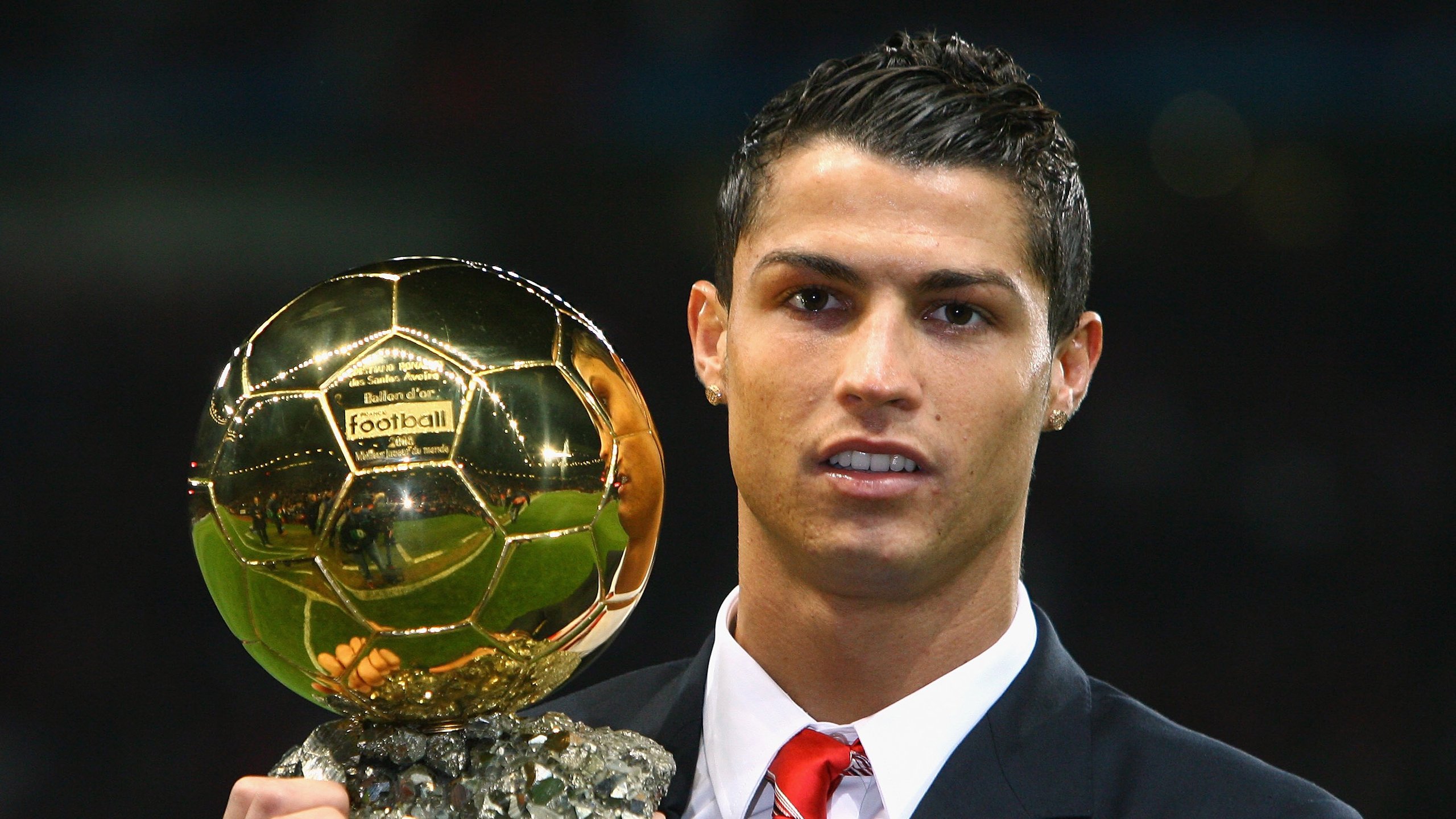 冰与火的碰撞,当姆巴佩的星光点亮雷克雅未克的寒夜