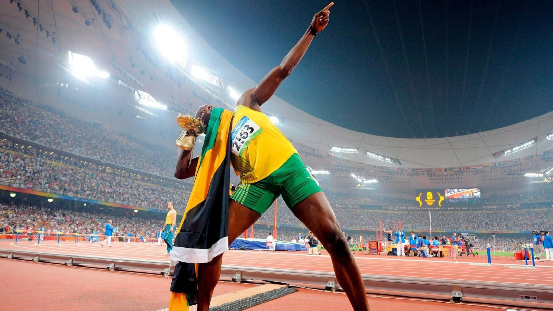 文班亚马爆发难挽狂澜，快船连续得分狂潮压制开拓者